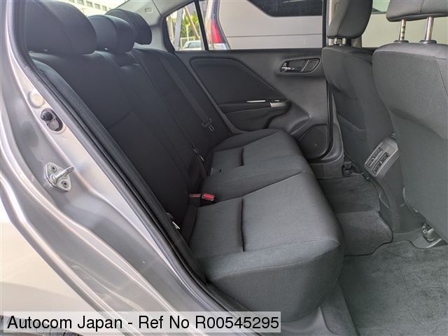 Vehicle photo 4